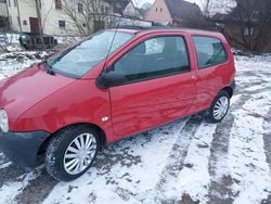 Rot Gebraucht 2003 Renault Twingo Kleinwagen | 1.250 €