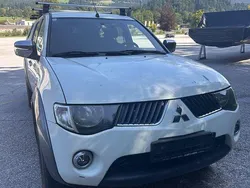 Weiß Gebraucht 2009 Mitsubishi L200 Intense Abholung | 7.200 € (Superpreis)