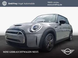 Grau Gebraucht 2022 Mini Cooper SE Essential Kleinwagen | 17.680 € (Fairer Preis)