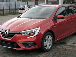 Rot Gebraucht 2016 Renault Mégane GrandTour Experience Kombi | 9.990 € (Fairer Preis)