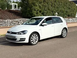 Weiß Gebraucht 2014 VW Golf VII Cup Limousine | 10.950 € (Guter Preis)
