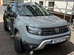 Grau Gebraucht 2022 Dacia Duster Extreme SUV | 19.990 € (Guter Preis)
