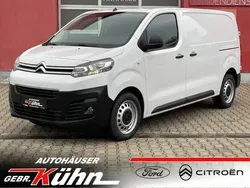 Eisweiß Gebraucht 2024 Citroën Jumpy Van / Kleinbus | 29.759 € (Etwas zu teuer)