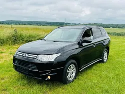 Schwarz Gebraucht 2014 Mitsubishi Outlander Top SUV | 9.999 € (Superpreis)