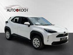 Weiß Neu 2025 Toyota Yaris Cross Business Edition SUV | 26.990 € (Fairer Preis)
