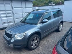 Grau Gebraucht 2012 Skoda Yeti Ambition SUV | 8.690 € (Fairer Preis)