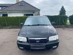 Schwarz Gebraucht 2005 Hyundai Trajet GLS Van / Kleinbus | 2.990 €