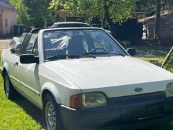 Weiß Gebraucht 1988 Ford Escort Cabriolet Cabrio | 2.000 €