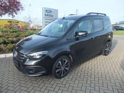 Schwarz Gebraucht 2023 Mercedes 180 Edition Limousine | 28.499 € (Fairer Preis)