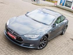 Grau Gebraucht 2014 Tesla Model S Kleinwagen | 17.999 € (Guter Preis)