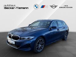 Phytonicblau Gebraucht 2022 BMW 320 Sport Line Kombi | 24.401 € (Fairer Preis)