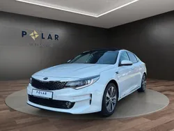 Weiß Gebraucht 2016 Kia Optima 3 Limousine | 13.890 € (Etwas zu teuer)