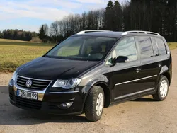 Schwarz Gebraucht 2008 VW Touran Highline Van / Kleinbus | 7.987 € (Teuer)