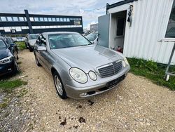Silber Gebraucht 2002 Mercedes E200 Limousine | 2.599 € (Superpreis)