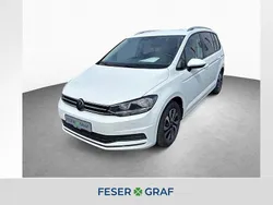 Pure white Gebraucht 2021 VW Touran Active Van / Kleinbus | 22.470 € (Guter Preis)