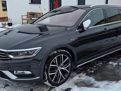 Grau Gebraucht 2018 VW Passat Alltrack Kombi | 22.990 € (Fairer Preis)