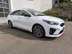 Deluxeweiss met. Gebraucht 2021 Kia ProCeed Kleinwagen | 25.950 € (Fairer Preis)