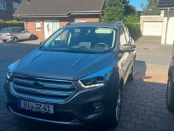 Beige Gebraucht 2019 Ford Kuga SUV | 21.900 € (Etwas zu teuer)
