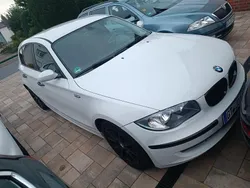 Weiß Gebraucht 2009 BMW 116 Advantage Kleinwagen | 2.500 € (Guter Preis)