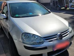 Silber Gebraucht 2004 VW Golf V Limousine | 1.800 € (Fairer Preis)
