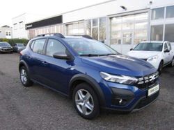 Blau (metallic) Gebraucht 2023 Dacia Sandero Stepway Limousine | 16.490 € (Etwas zu teuer)
