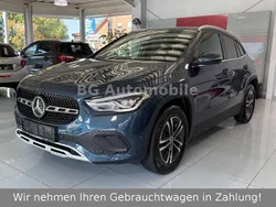 Blau Gebraucht 2023 Mercedes GLA180 SUV | 29.900 € (Superpreis)