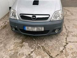 Silber Gebraucht 2006 Opel Meriva Van / Kleinbus | 2.111 € (Fairer Preis)