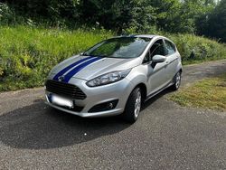 Silber Gebraucht 2016 Ford Fiesta Kleinwagen | 5.899 € (Fairer Preis)