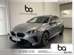 Skyscraper grau met. (metallic) Gebraucht 2025 BMW 120 M Sport Kleinwagen | 34.850 € (Guter Preis)