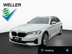 Alpinweiss iii (weiß) Gebraucht 2022 BMW 530e Efficient Dynamics Kombi | 32.990 € (Fairer Preis)