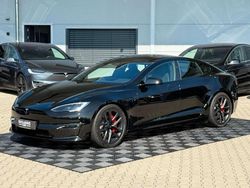 Solid black Gebraucht 2023 Tesla Model S Plaid Kleinwagen | 91.750 €