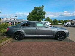 Grau Gebraucht 2007 Mercedes S320 AMG Limousine | 10.000 € (Fairer Preis)