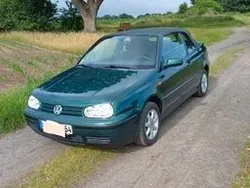 Grün Gebraucht 1998 VW Golf Cabriolet Comfortline Cabrio | 5.400 € (Teuer)