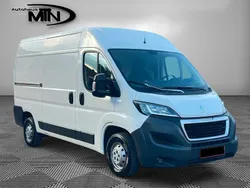 Weiß Gebraucht 2017 Peugeot Boxer Van | 13.990 € (Fairer Preis)