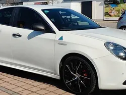 Weiß Gebraucht 2014 Alfa Romeo Giulietta Quadrifoglio Verde Kleinwagen | 12.000 € (Guter Preis)