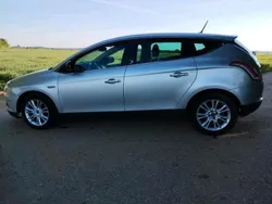 Silber Gebraucht 2009 Lancia Delta Kombi | 4.450 € (Etwas zu teuer)