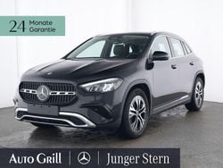 Metalliclack kosmosschwarz Gebraucht 2024 Mercedes GLA200 Progressive SUV | 39.690 € (Fairer Preis)