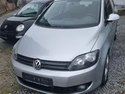 Silber Gebraucht 2010 VW Golf Plus Cross Trendline Van / Kleinbus | 4.990 € (Fairer Preis)