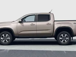 Reed green metallic Neu 2025 VW Amarok Style Abholung | 53.004 € (Guter Preis)