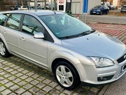 Silber Gebraucht 2007 Ford Focus Style Kombi | 1.400 € (Superpreis)