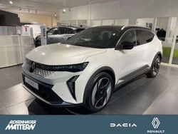 Xui perlmuttweiss/blackpea Gebraucht 2024 Renault Scénic Iconic Van / Kleinbus | 51.990 € (Teuer)