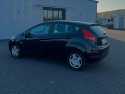 Schwarz Gebraucht 2011 Ford Fiesta Kleinwagen | 2.800 €