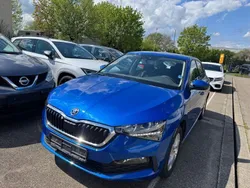 Blau Gebraucht 2020 Skoda Scala Active Kleinwagen | 11.999 € (Guter Preis)