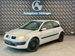 Silber Gebraucht 2005 Renault Mégane II Avantage Kleinwagen | 1.999 € (Guter Preis)