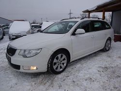 Weiß Gebraucht 2012 Skoda Superb GreenLine Kombi | 5.000 € (Guter Preis)
