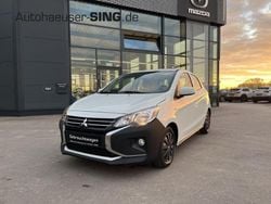 Weiß Gebraucht 2022 Mitsubishi Space Star Select Limousine | 10.390 € (Guter Preis)