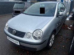 Silber Gebraucht 2003 VW Polo Kleinwagen | 2.499 €