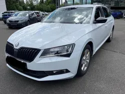 Weiß Gebraucht 2015 Skoda Superb Kombi | 13.990 € (Fairer Preis)