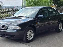 Schwarz Gebraucht 1998 Audi A4 Limousine | 3.990 €