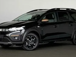 Schwarz / perlmuttschwarz Neu 2024 Dacia Jogger Extreme Kombi | 23.970 € (Fairer Preis)